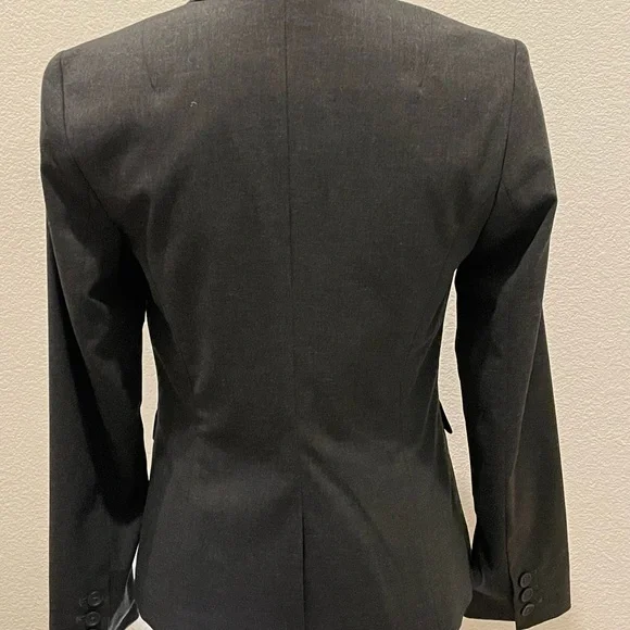 Banana Republic Grey Business Fitted Blazer - Picture 3 of 5